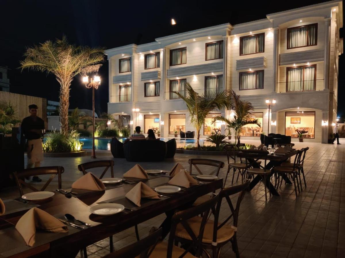 The Imperial Prime Clarks Inn Suites, Bhilwara Exterior photo